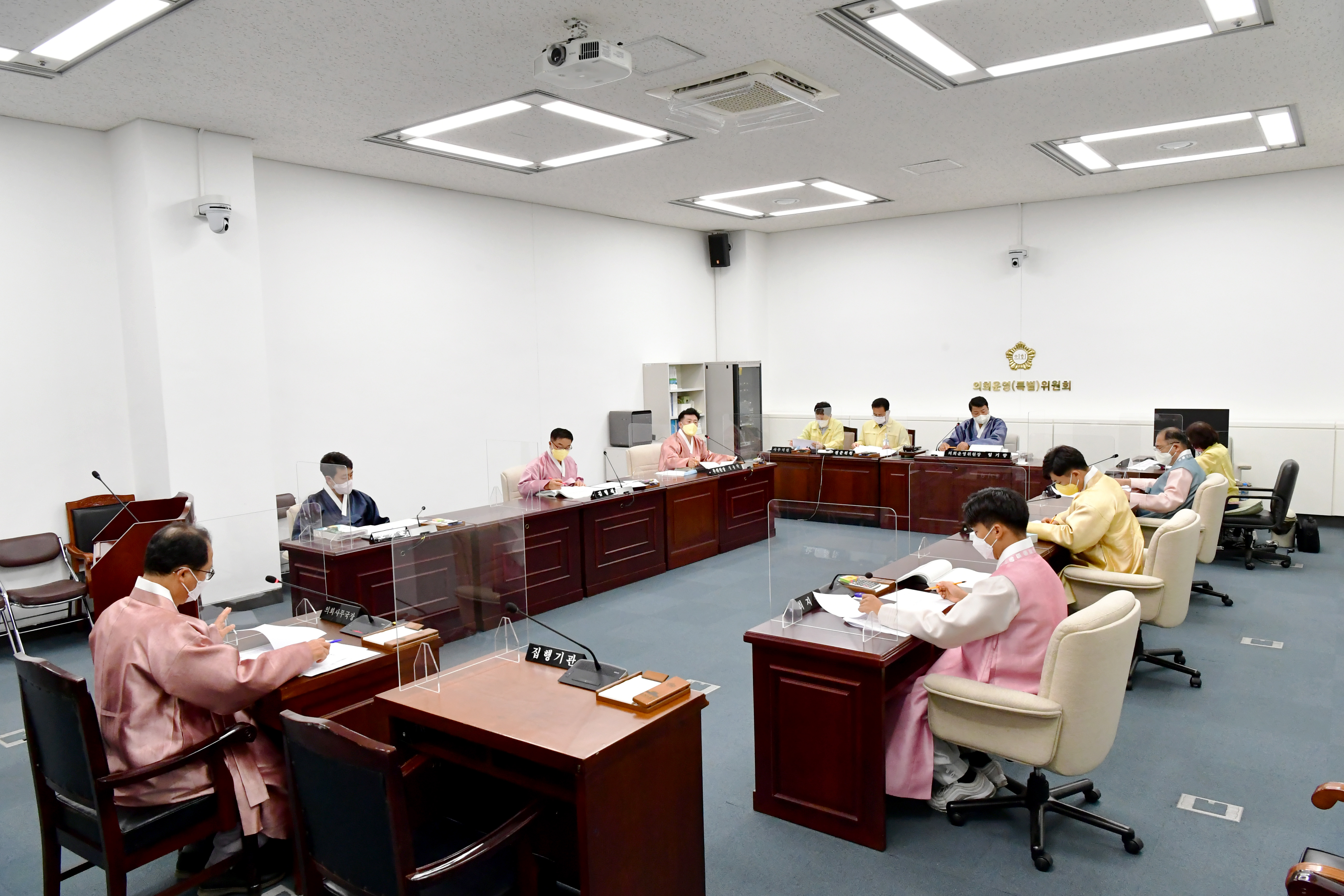 '의회운영위원회 회의' 게시글의 사진(2) 'COU_6649.JPG'