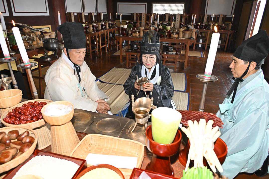 진주향교 춘기석전 봉행