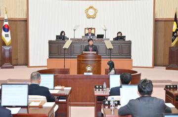 제271회 진주시의회 임시회 제1차 본회의(우주항공산업진흥원 서부경남 설립 촉구 건의안)