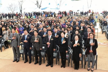 2015년 농업인의 날 천효운 진주시의회 의장 축사, 시의원 참석.